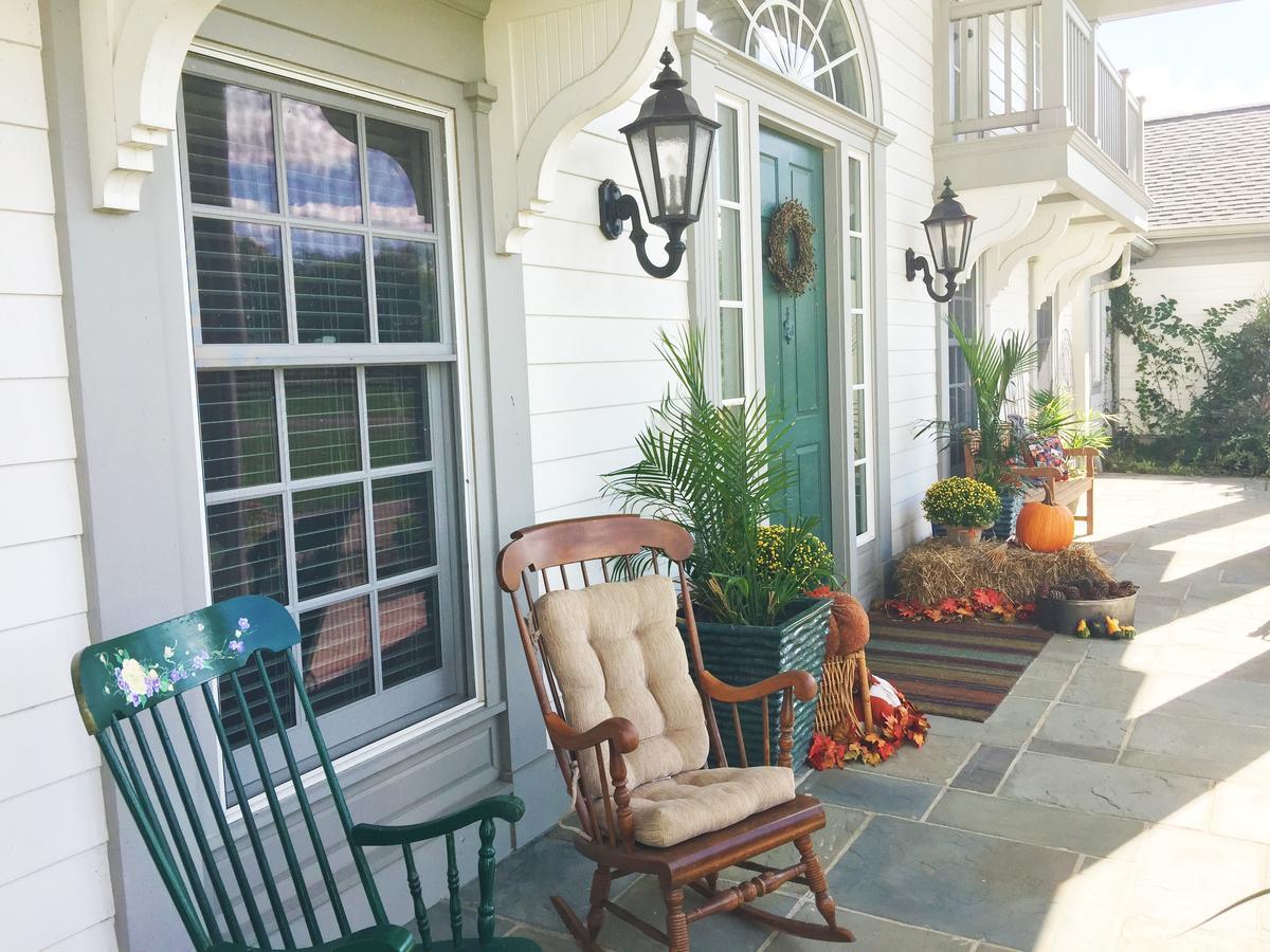 The B & B At Queenslake Midway Esterno foto